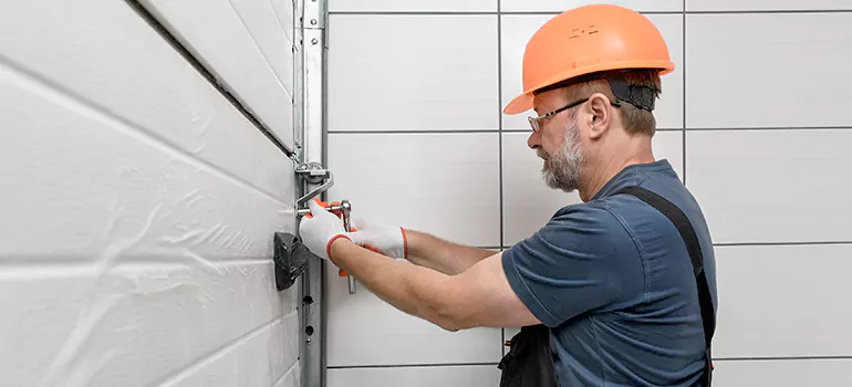 Garage Door Repair in East Lake
